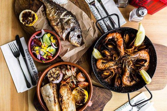 El Botellón Cantina y Coctel Bar